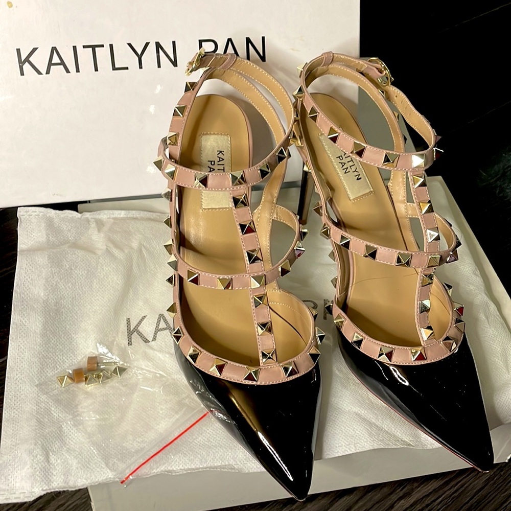 Kaitlyn Pan Valentino Black Patent Dupe
